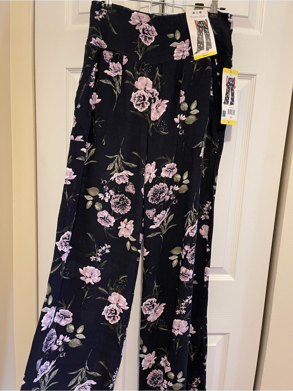 Three Dots Black Wide-Leg Pants with Soft Pink Floral Print